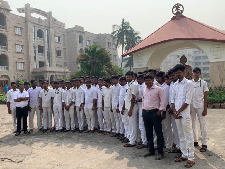 All India study tour by B.Sc. Agriculture graduates